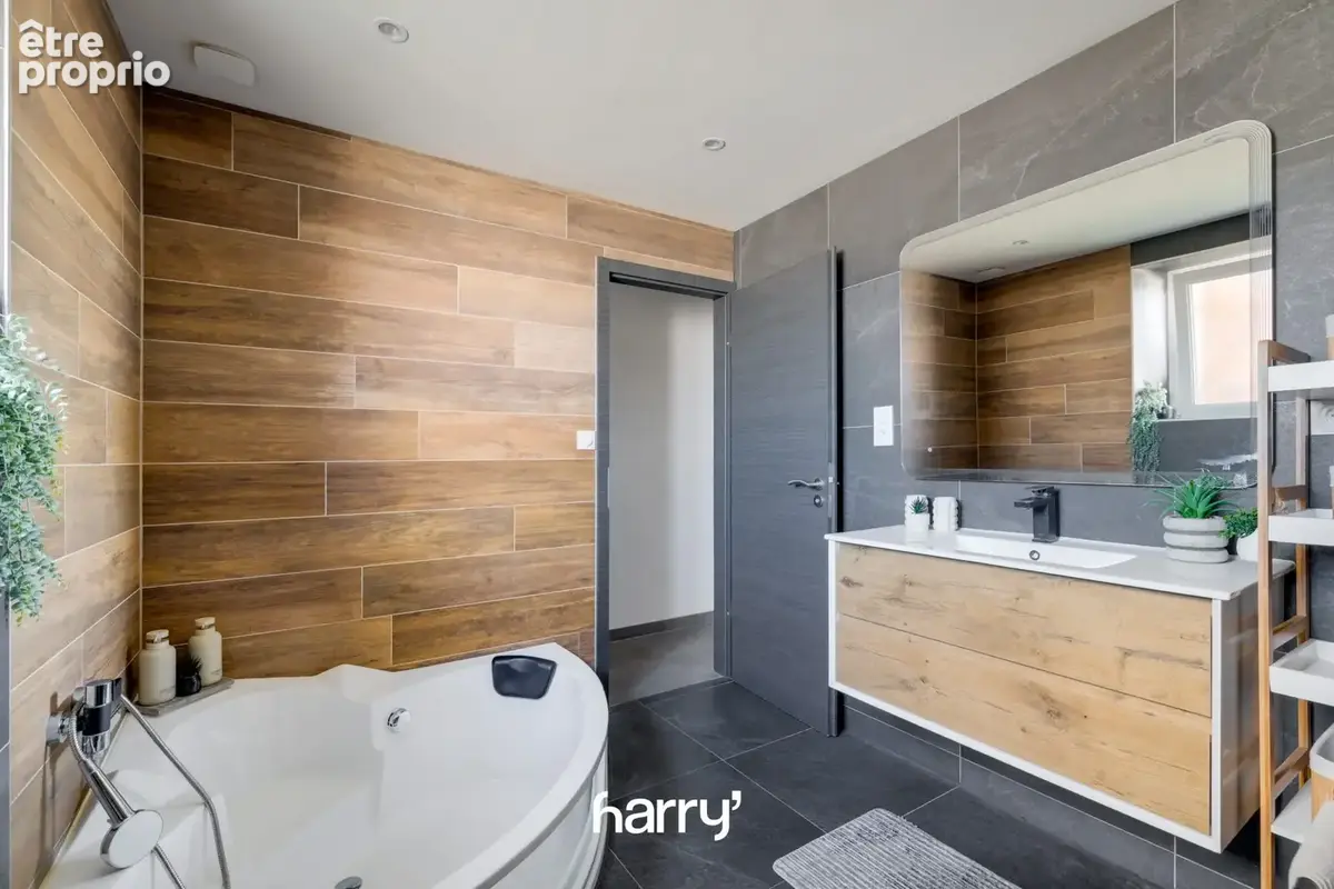 Maison 6 pièces 178 m² à vendre à Chaffois (25300) - photo 8
