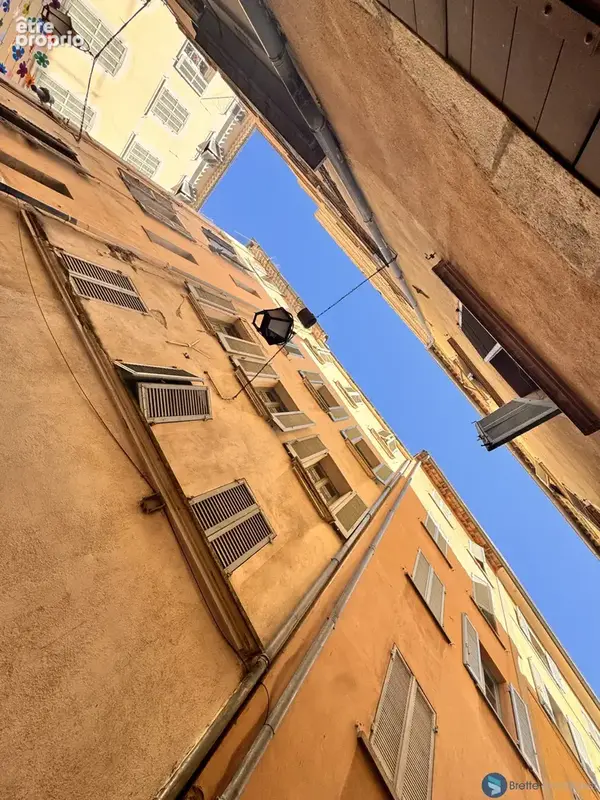 Toulon - studio 26m2  + terrasse - dernier etage - photo 7