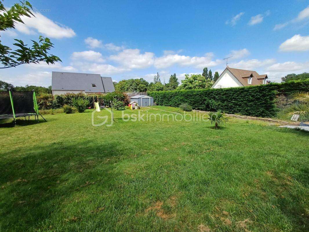 Villandry – Belle maison familiale de 144 m² avec 5 chambres, jardin et terrasse plein sud - photo 3