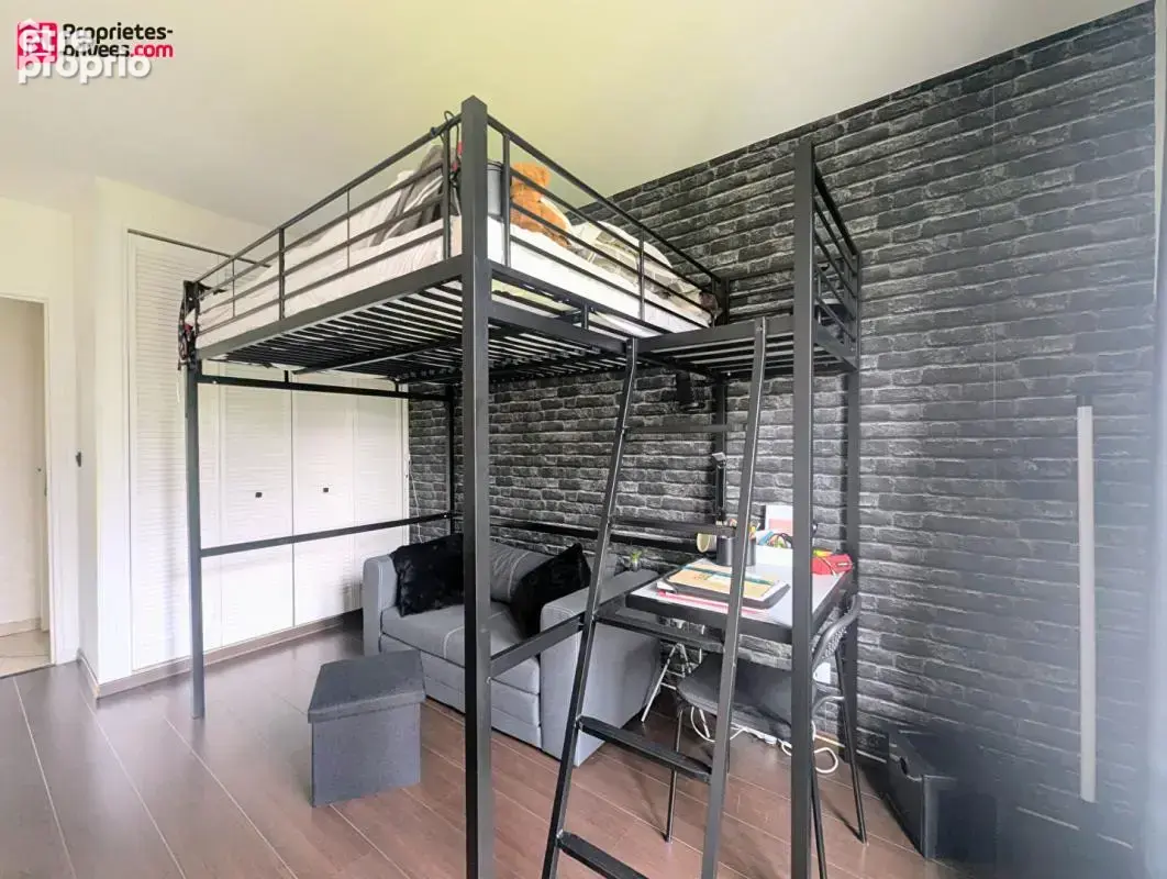 Maison individuelle 7 pièces de 145m² avec jardin clos de 660m² - photo 9