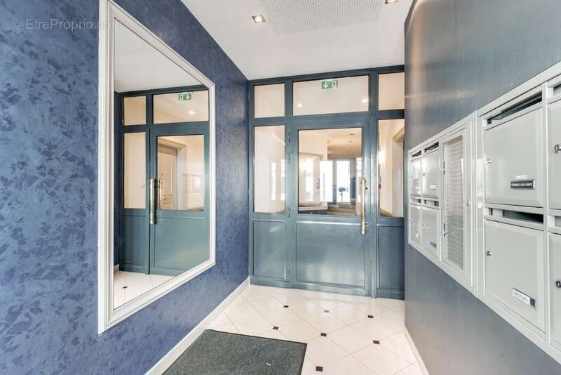 Appartement à LE PLESSIS-ROBINSON