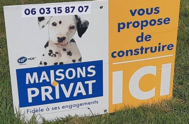 Terrain à LA ROCHE-SUR-YON