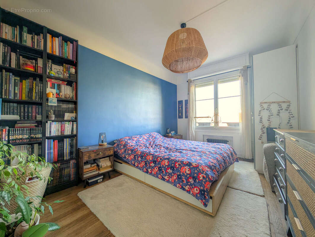 Appartement La Garenne Colombes 3 pièce(s) 70 m2 - photo 4