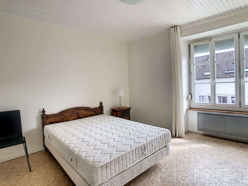 Appartement à LONGEAU-PERCEY