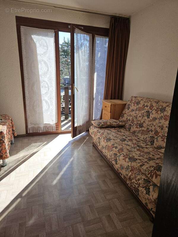 Pièce à vivre - Appartement à MONTCLAR