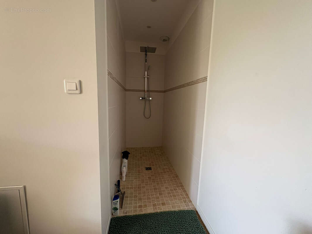 Corps de batiments avec gites - photo 22