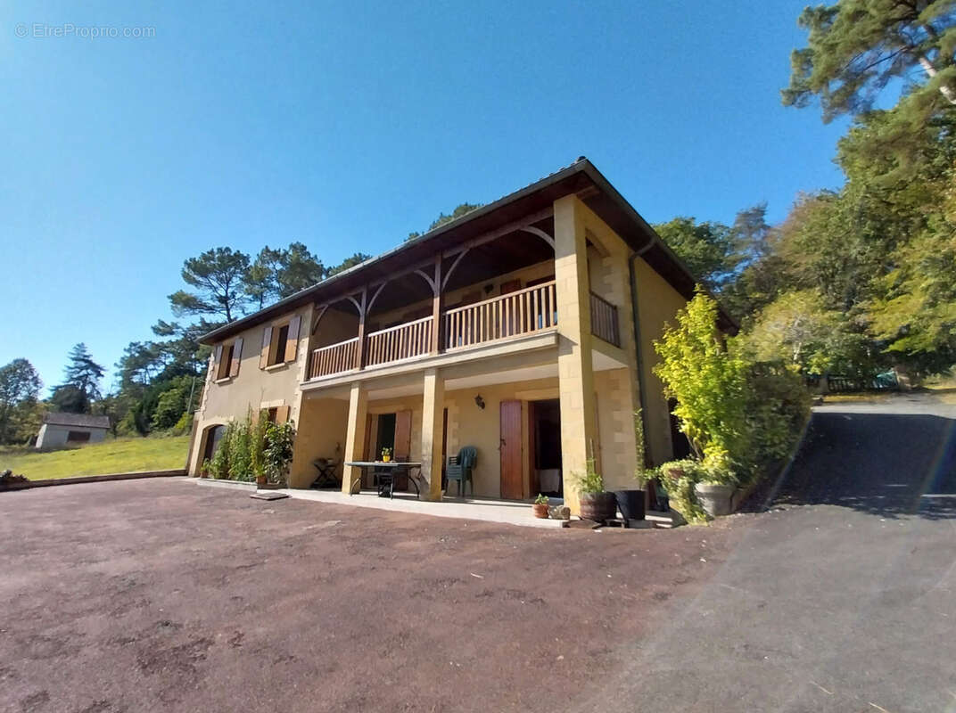 Maison à CHANCELADE