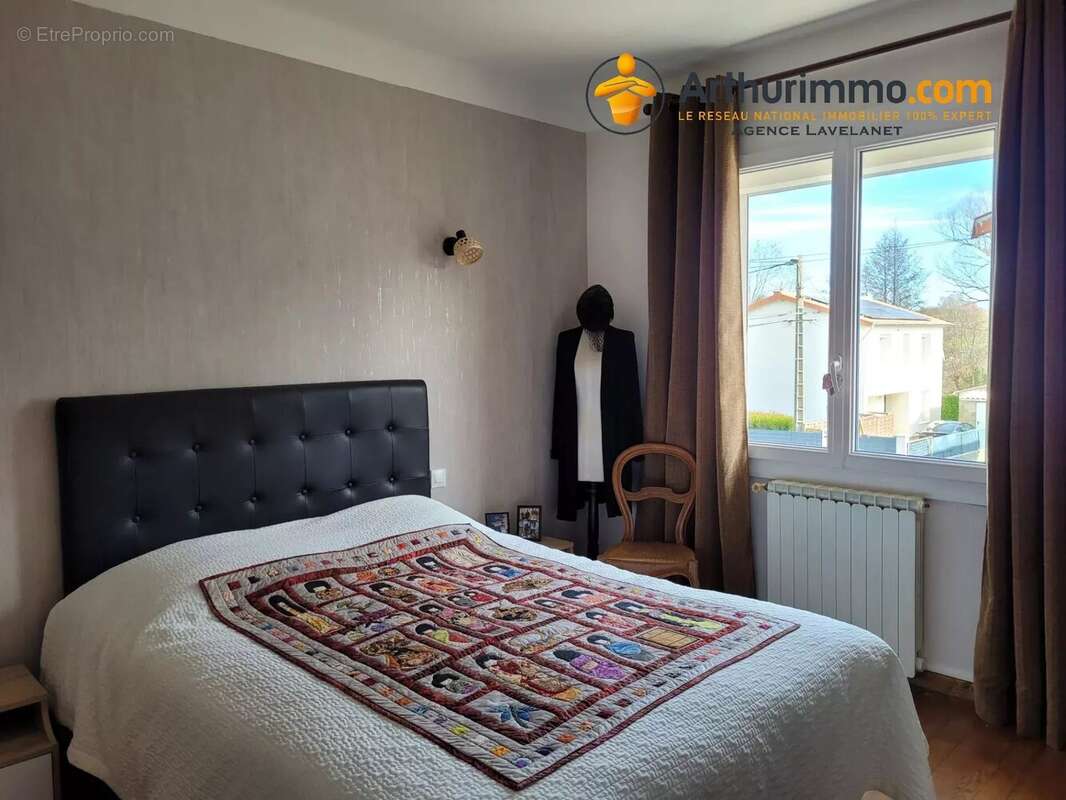 Maison à LAROQUE-D'OLMES