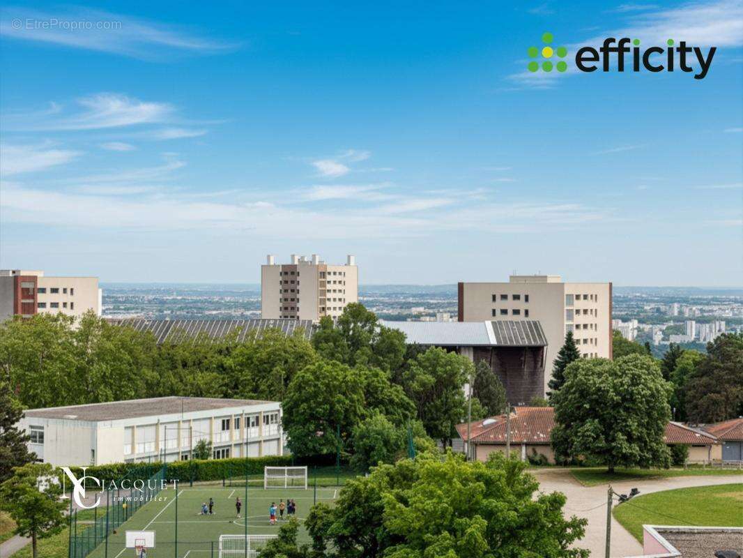 Appartement à RILLIEUX-LA-PAPE