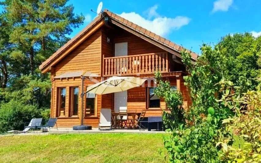 Maison à DOUCIER