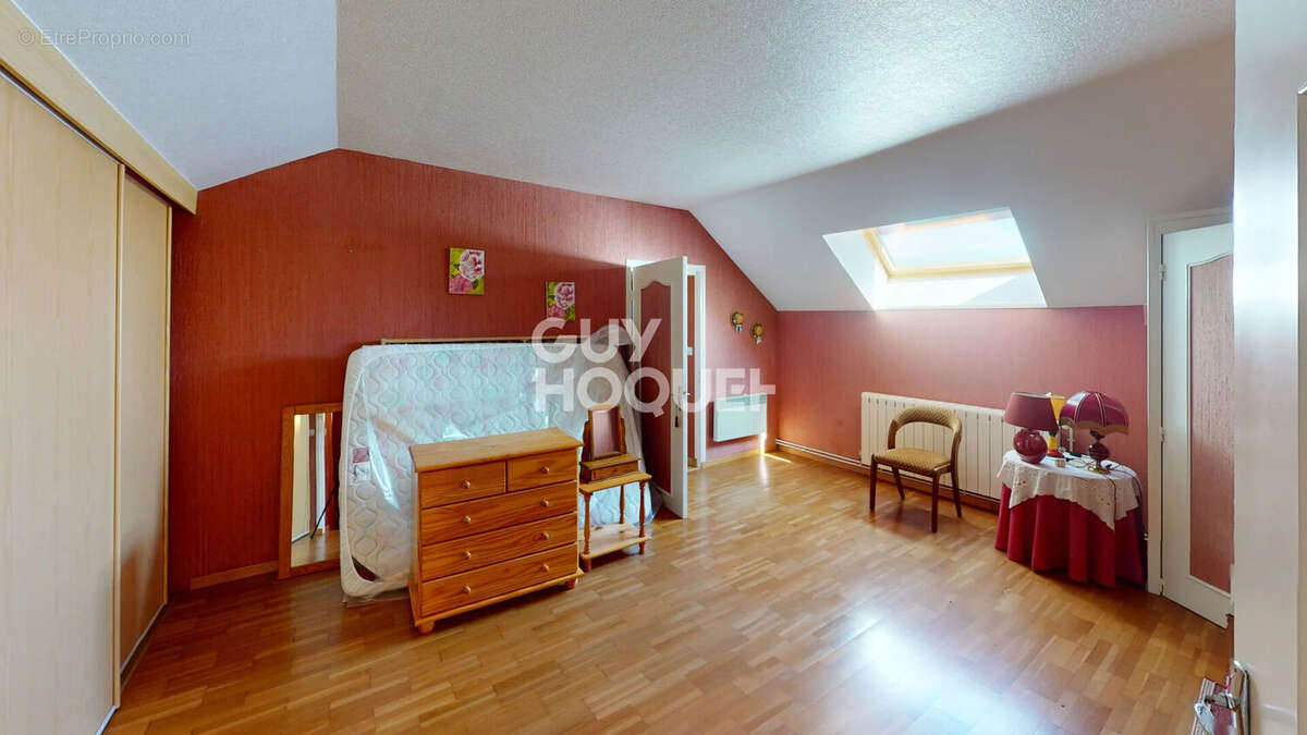 Maison à COURSON-LES-CARRIERES