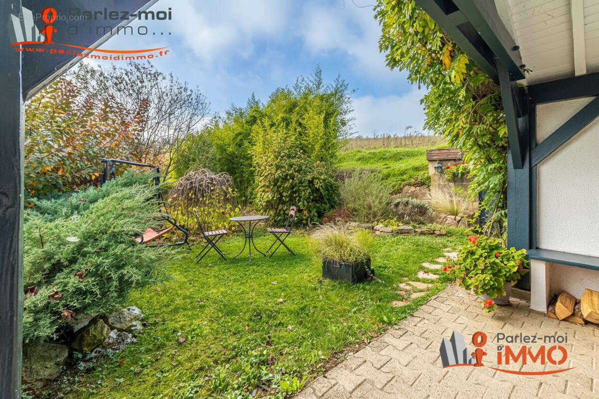 Maison à PONTCHARRA-SUR-TURDINE