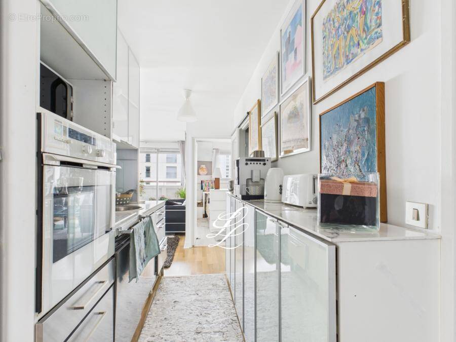 Appartement à PARIS-15E