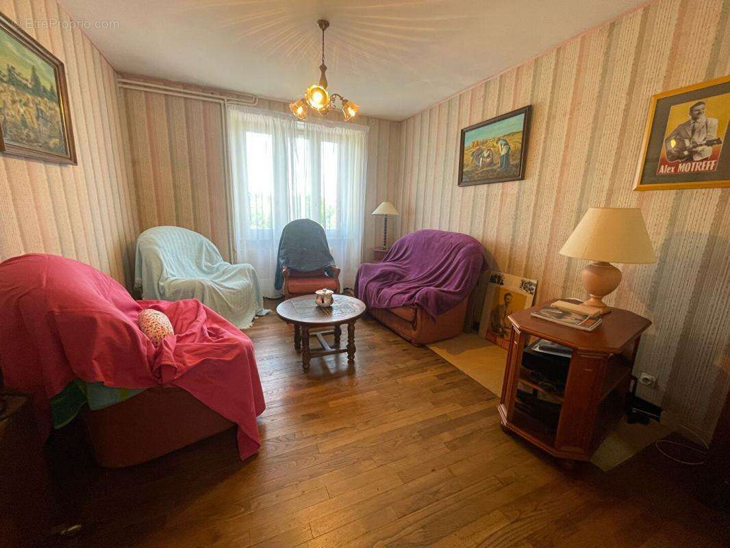 Brasparts - maison t6  de 110 m² - photo 5