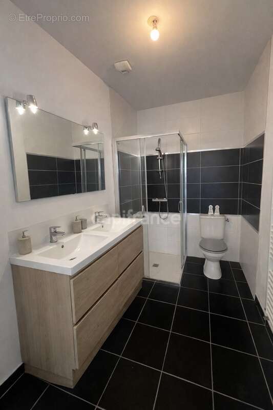 Maison à LE RELECQ-KERHUON