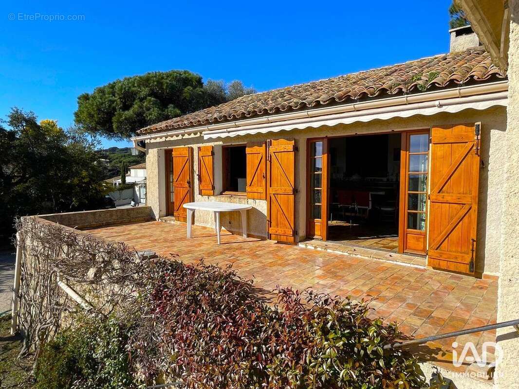 Photo 2 - Maison à RAMATUELLE