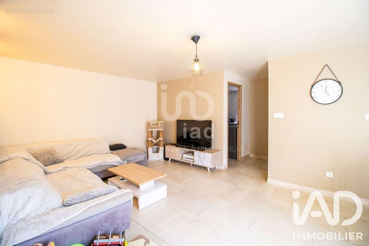 Maison 118 m² à Pronleroy  - photo 2