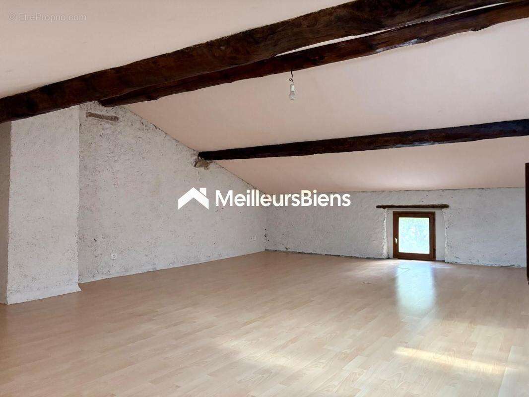 Maison à AIGUEFONDE