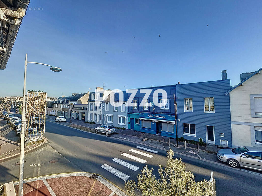 Appartement à DONVILLE-LES-BAINS