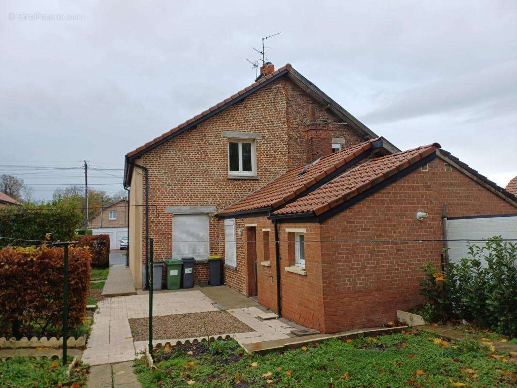 Maison à HERSIN-COUPIGNY