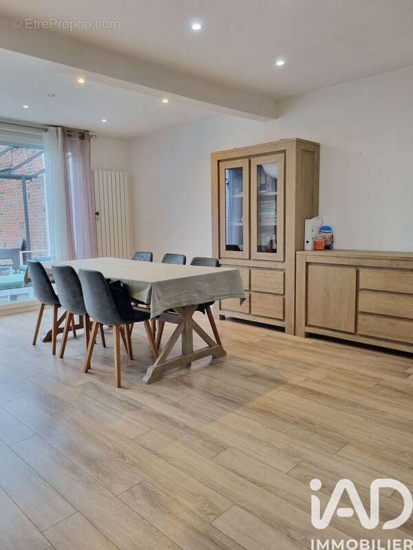 Photo 2 - Maison à WATTRELOS