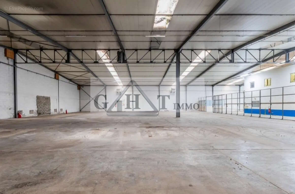 Commerce à MORANGIS