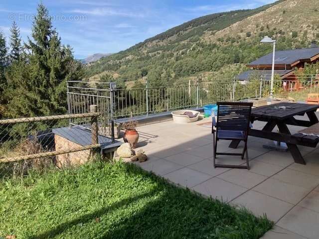 Appartement à FONT-ROMEU-ODEILLO-VIA