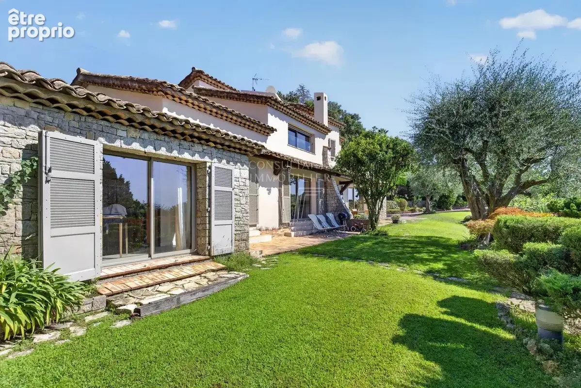 Maison à MOUGINS