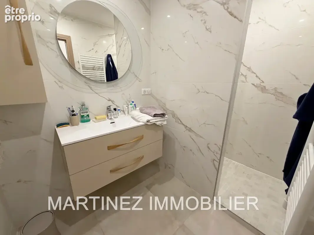 Cagnes-sur-Mer Pain de Sucre   Villa  rénovée de 236 m2 avec piscine, appartement indépendant et aperçu mer - photo 22