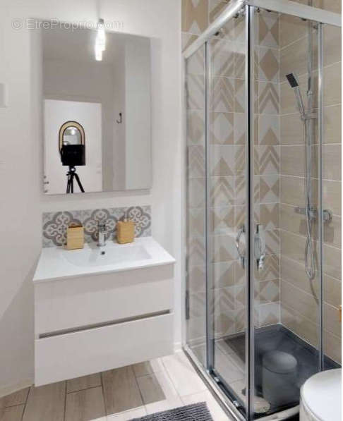 Exemple de rénovation de douche