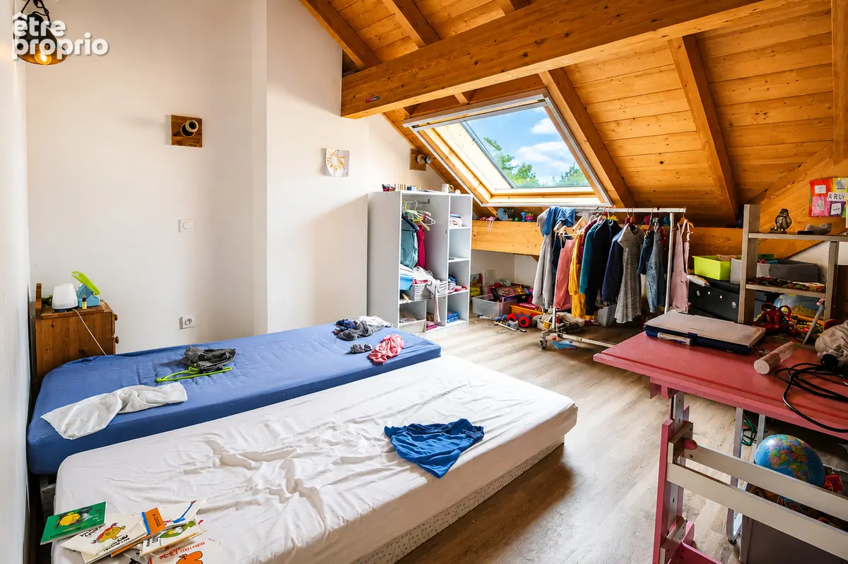 Maison (2 logements) Neuvecelle 11 pièce(s) 309.6 m² + Annexes 179m² et Terrain 4383m² - photo 9