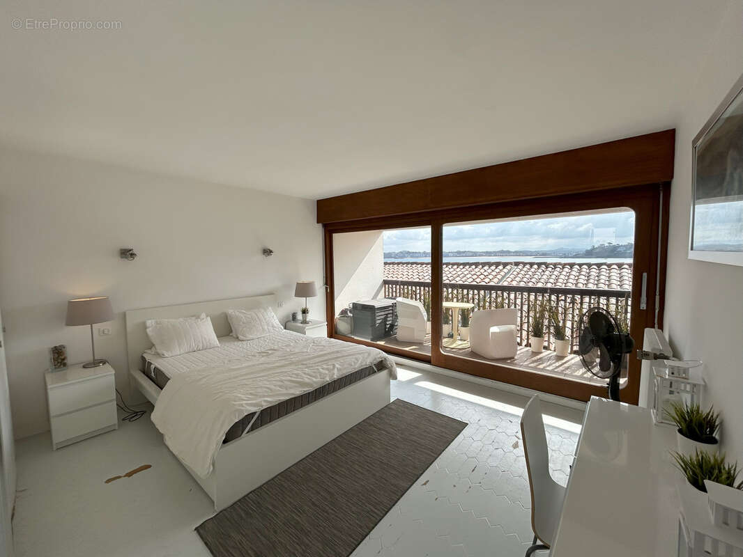 Appartement à CIBOURE