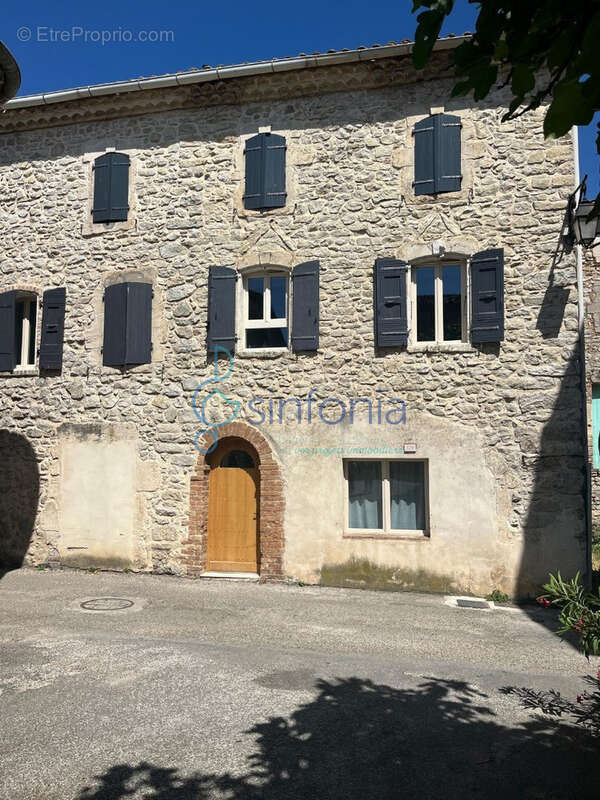 Maison à UZES