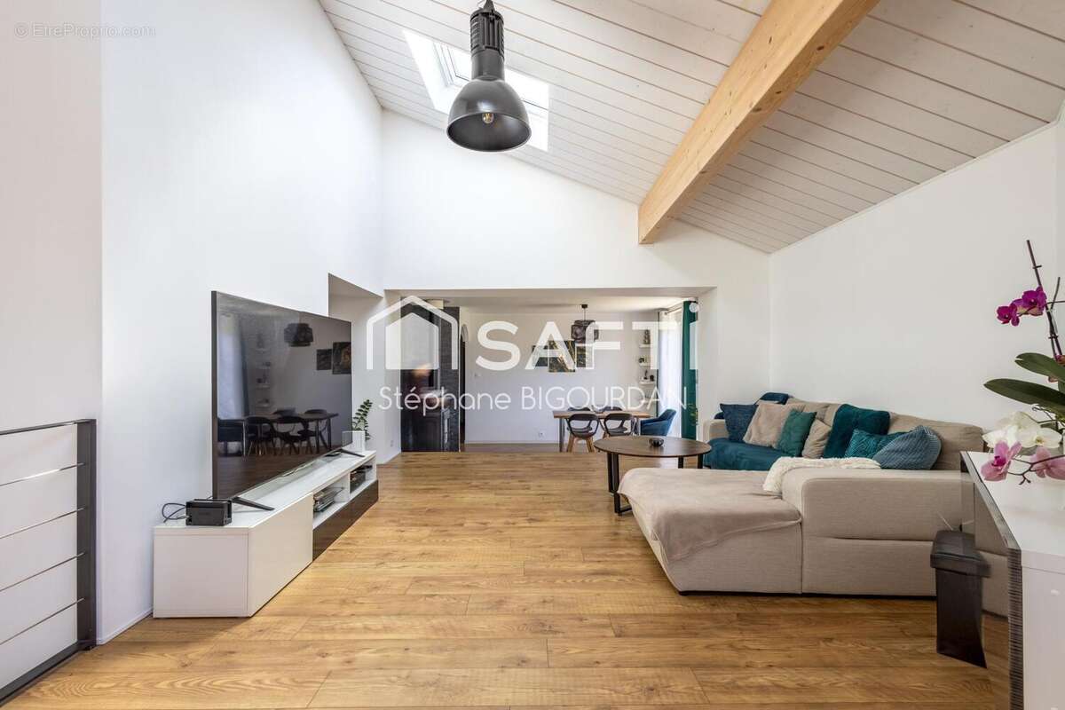 Photo 3 - Maison à ECOLE-VALENTIN