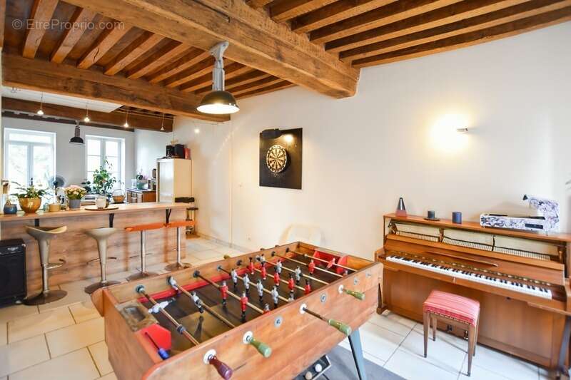Maison ancienne de 201 m2 avec terrain, à COUCHES (71) - photo 23