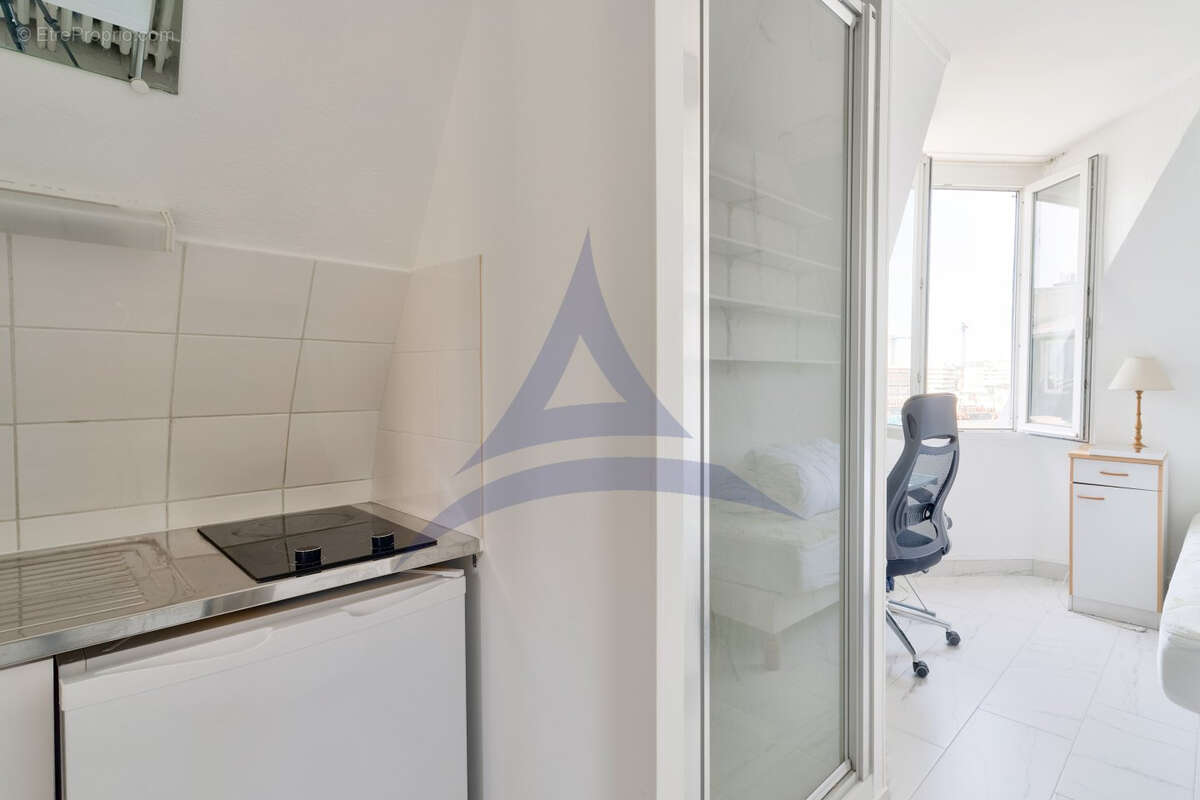 Appartement à PARIS-12E