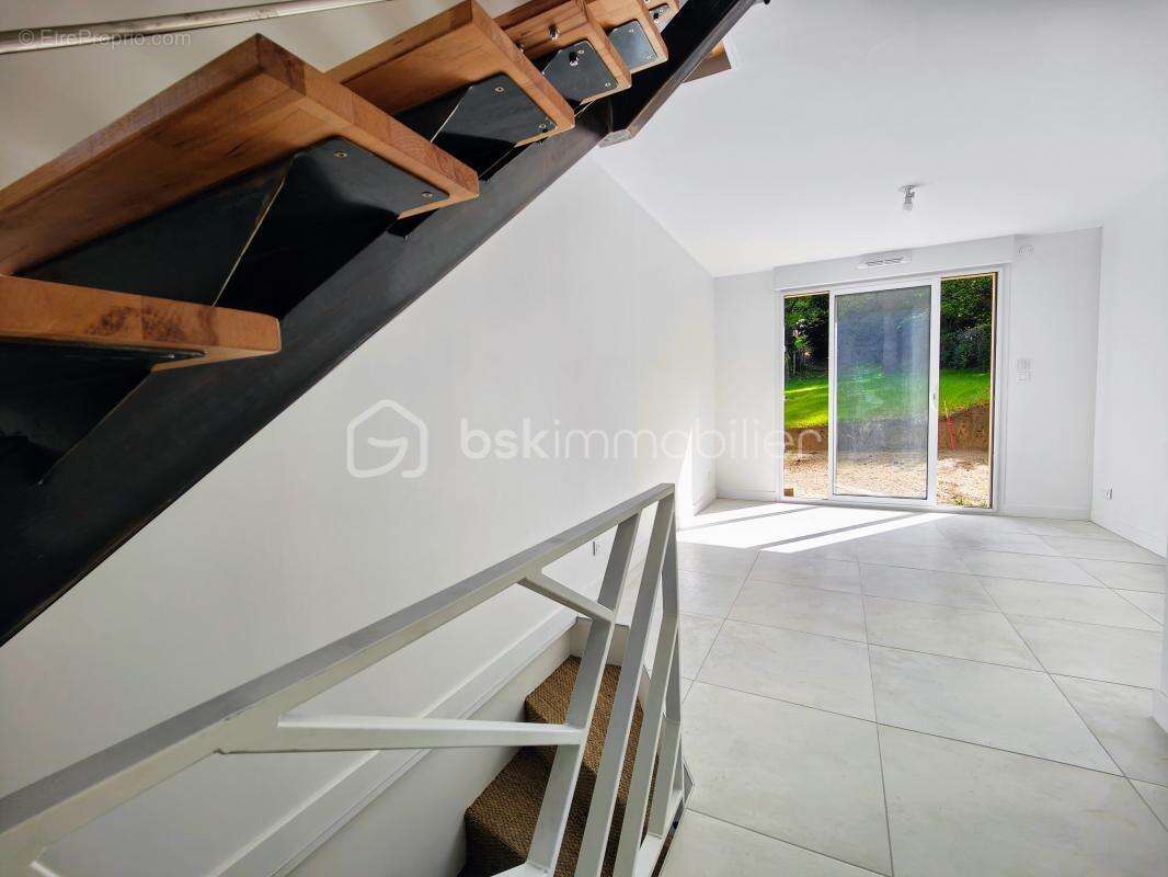 Maison à JOUARS-PONTCHARTRAIN