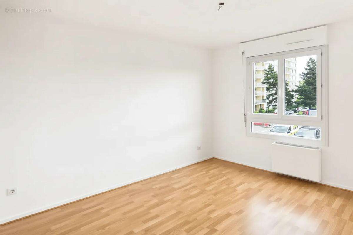 Appartement à OULLINS