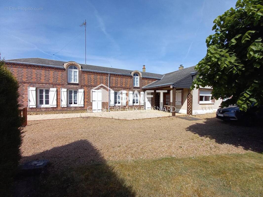 Photo 1 - Maison à BROU
