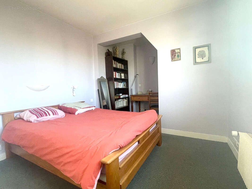 Appartement à NANTERRE