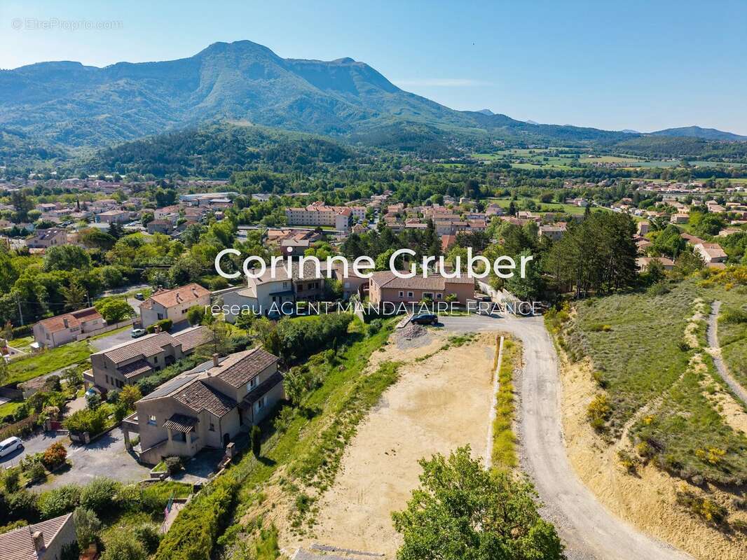Terrain à DIGNE-LES-BAINS