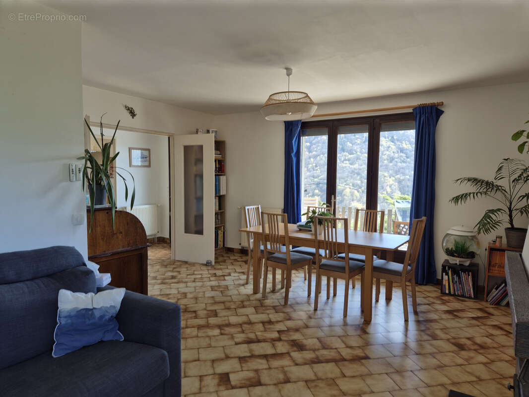 Maison à SAINT-JEAN-D'ARVEY