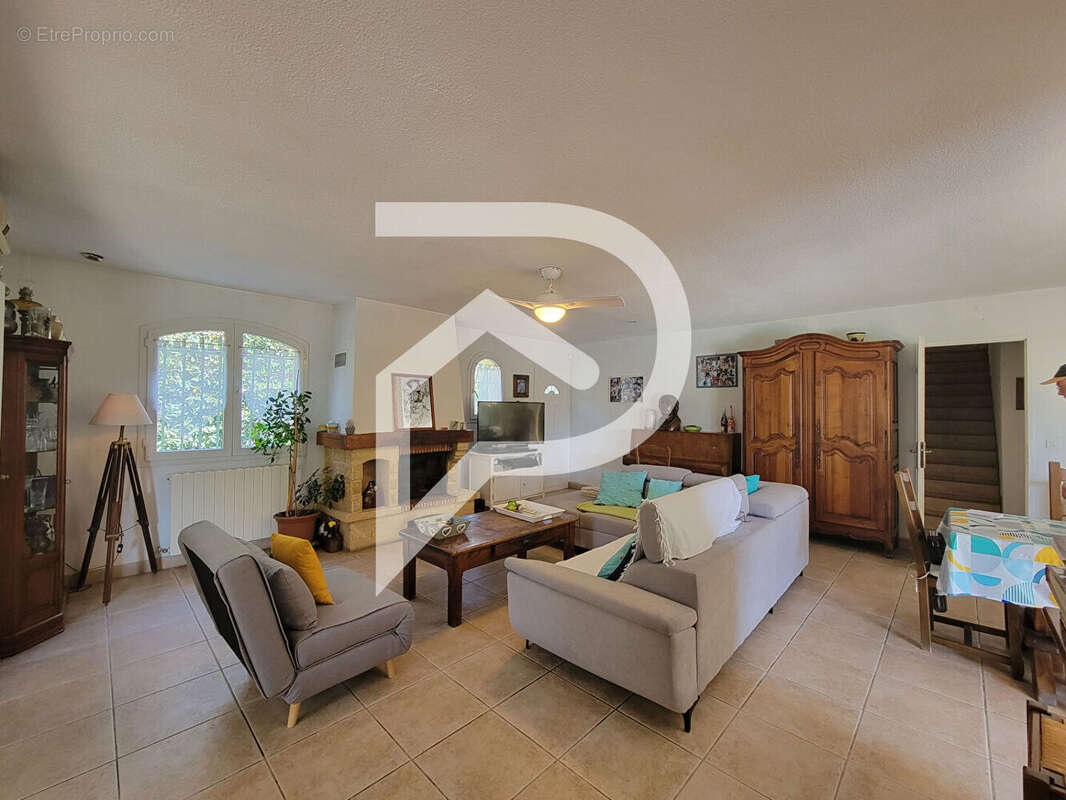 Maison à SAINT-CYPRIEN