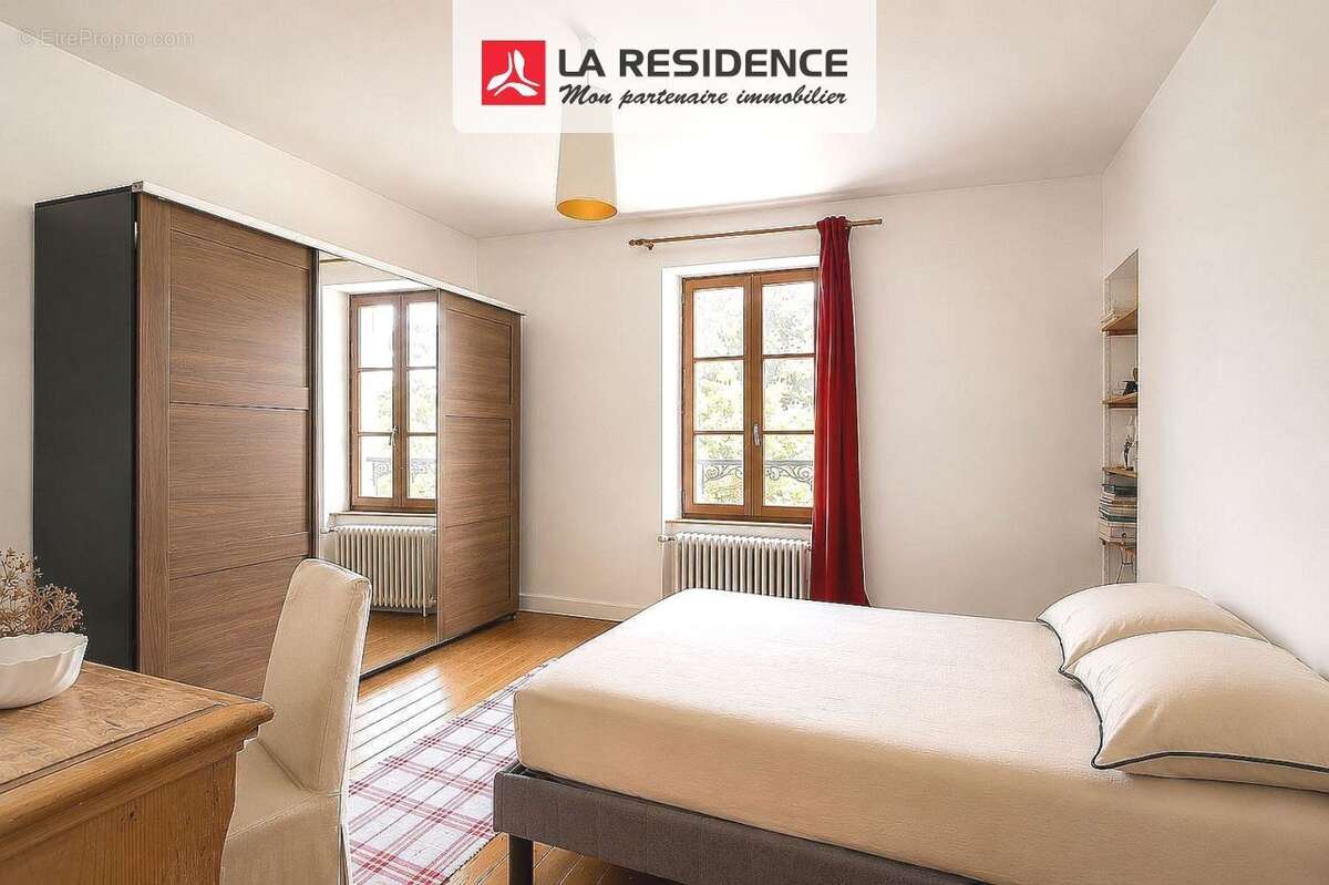 Maison 195 m² à Orgeval  - photo 7