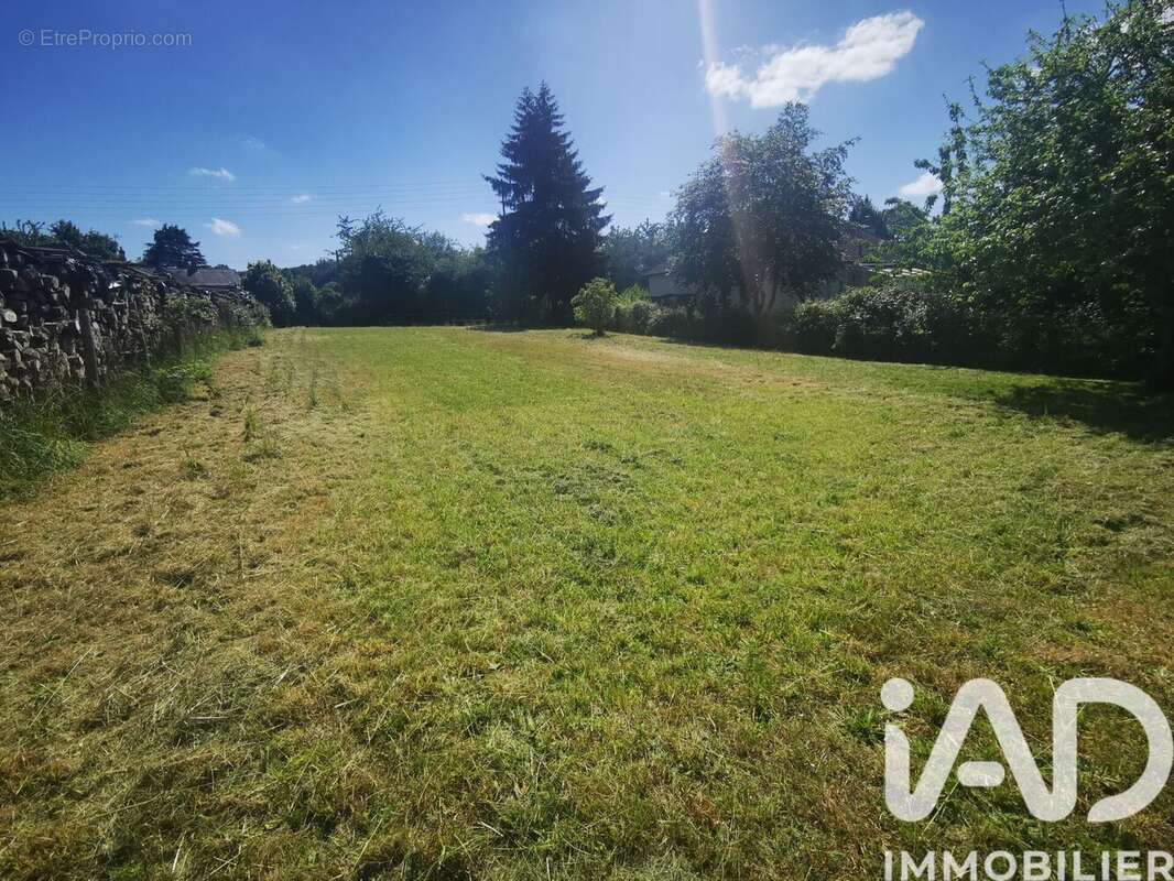 Terrain 670 m² à Coudrecieux  - photo 3