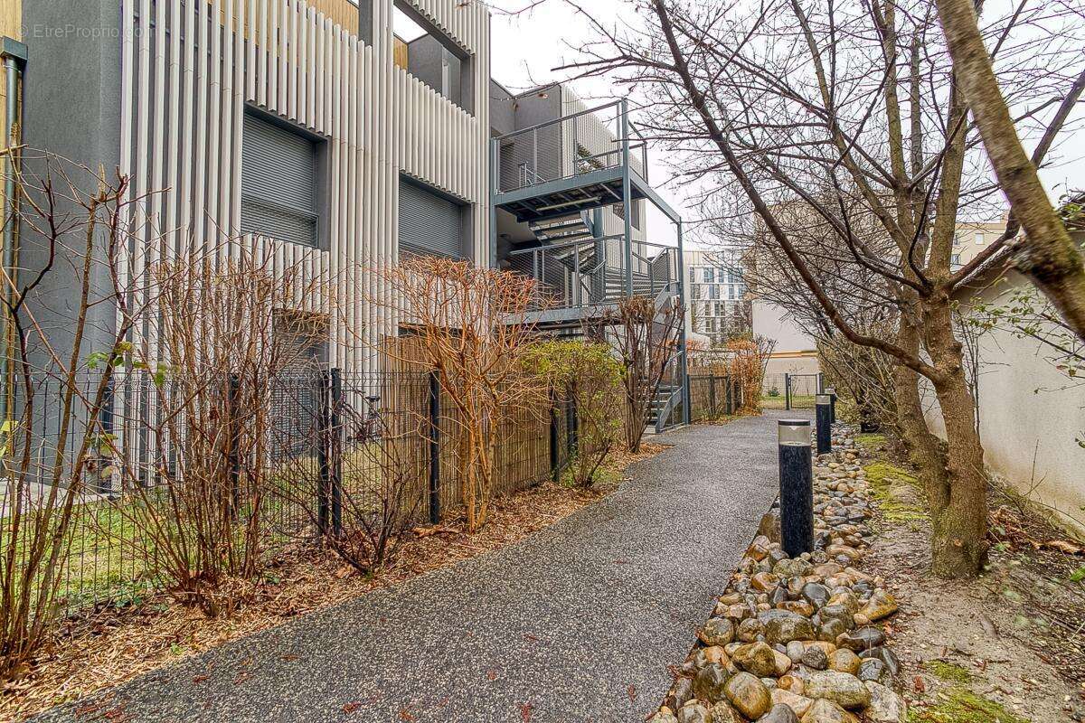 Appartement à LYON-8E