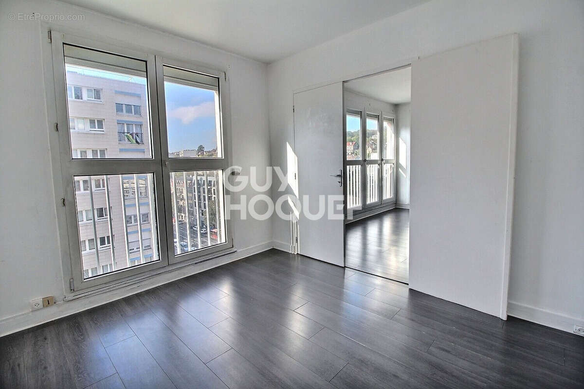 Appartement à CHAVILLE