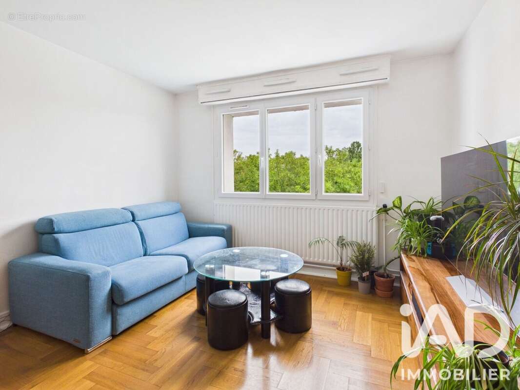 Appartement 56 m² à Maisons-Alfort  - photo 3