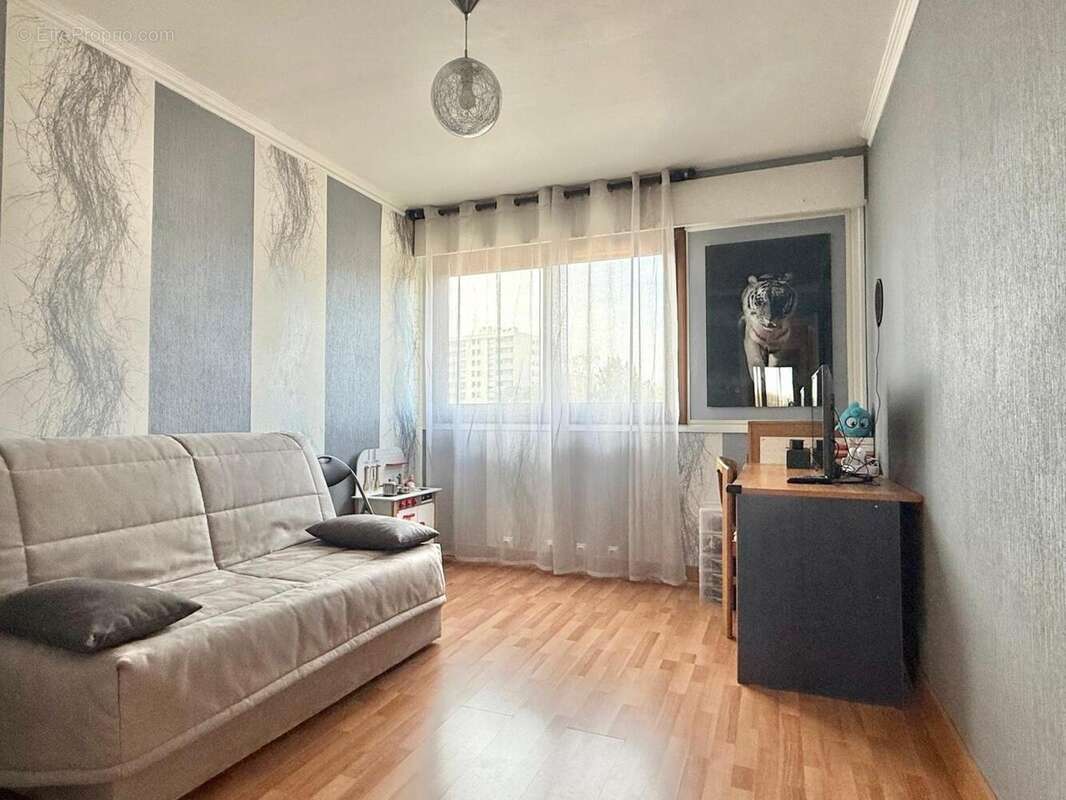 Appartement 85 m² à Chilly-Mazarin  - photo 9