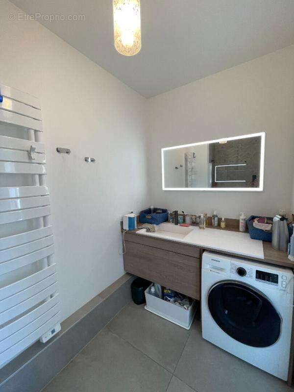 Appartement à CASTELNAU-LE-LEZ